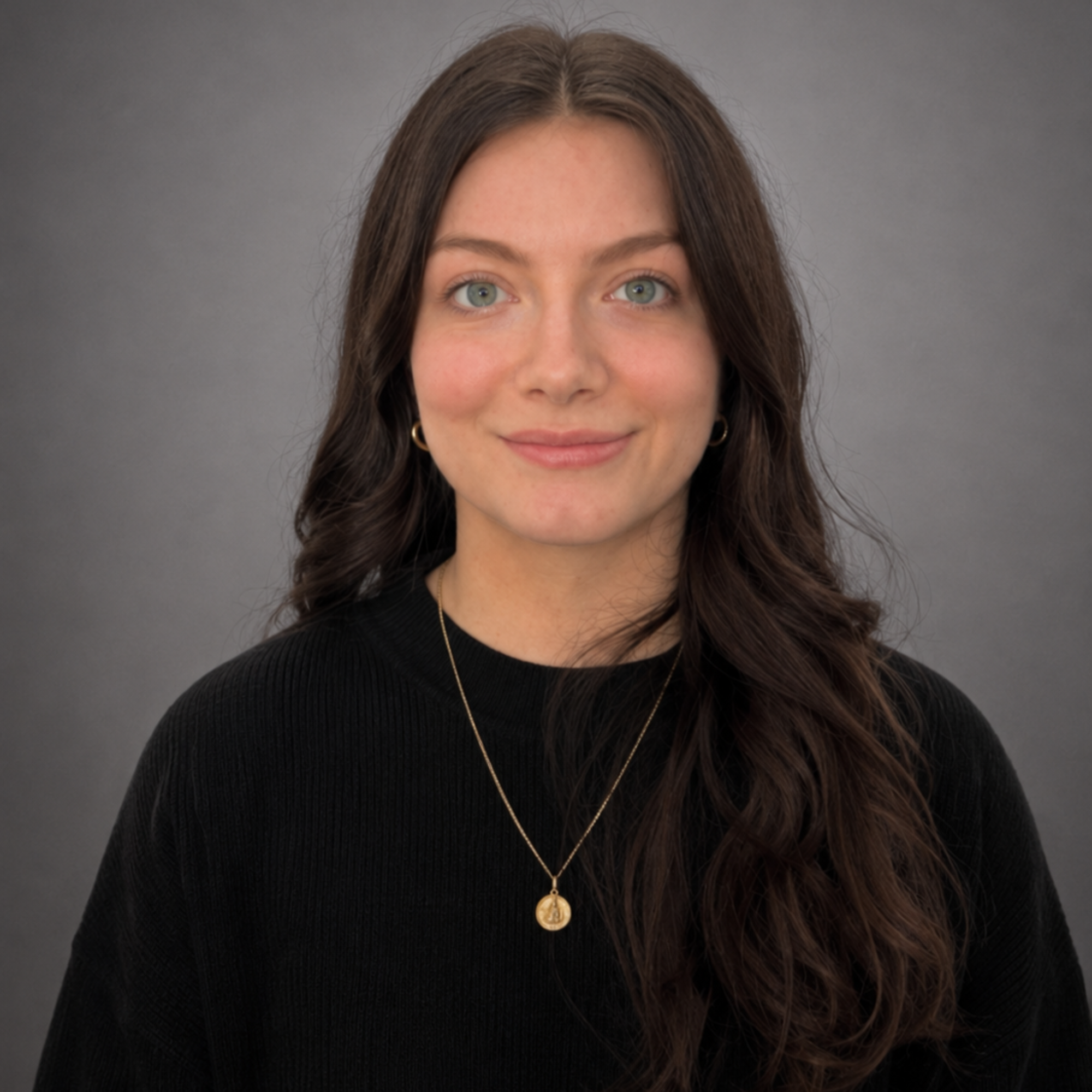 Léa Marc (2000 x 2000 px)